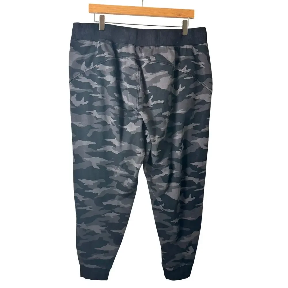 Athleta Women’s Gray Camouflage Jogger Track Pants - Picture 2 of 16
